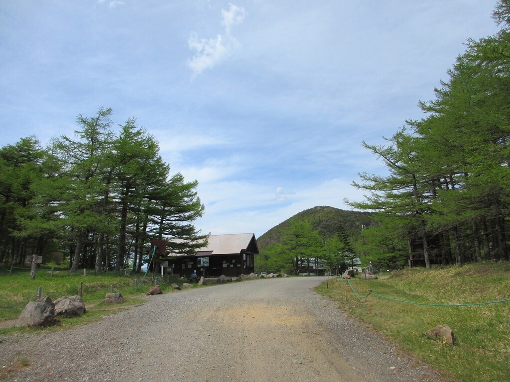 篭ノ塔山登山口と池の平駐車場