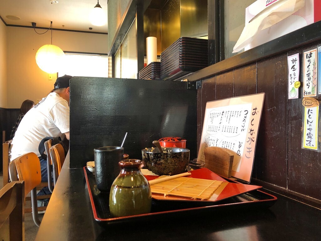 そば処壱の店内の様子と混雑具合