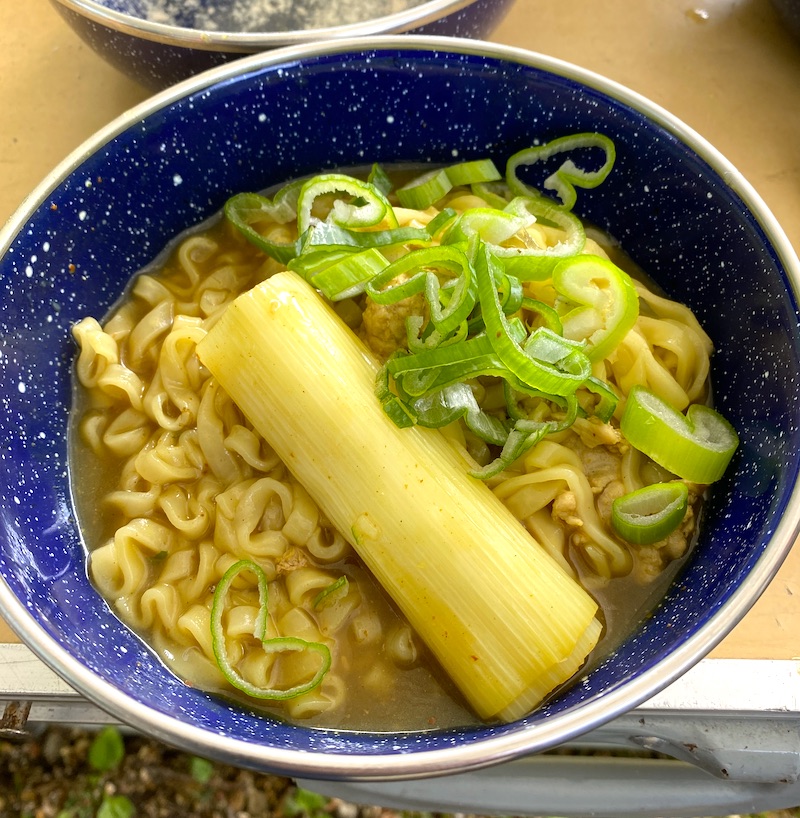 カレーうどんはキャンプでもOK