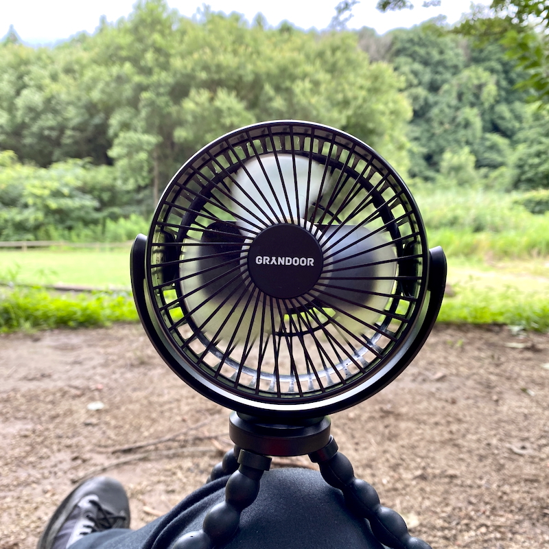 キャンプギアに扇風機が入ってきた。これから色々な家電が侵入してくる