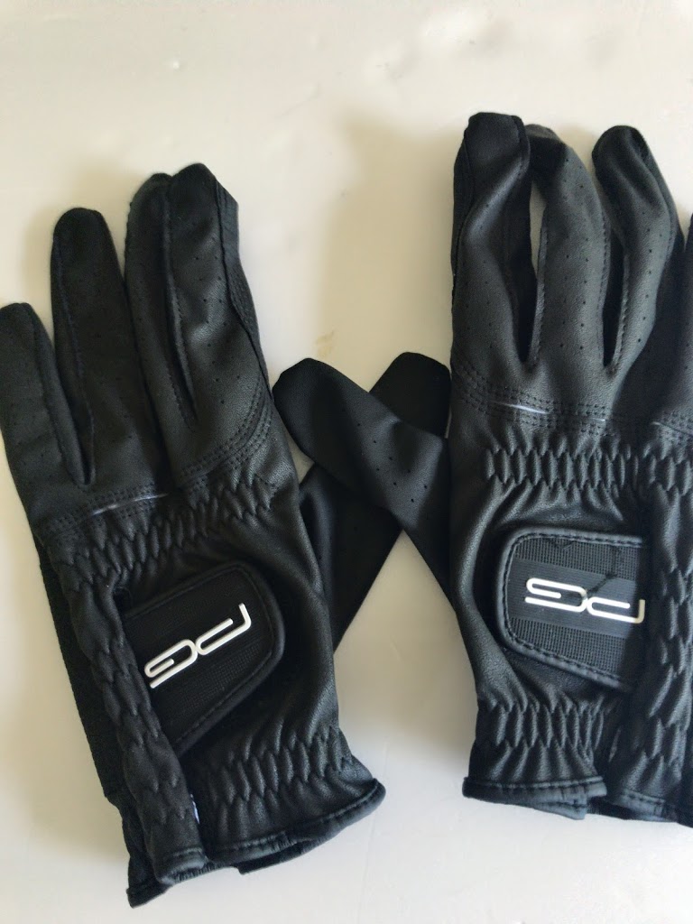 ゴルフグッズ グローブは片手 両方すべき ゴルフ練習法まとめ