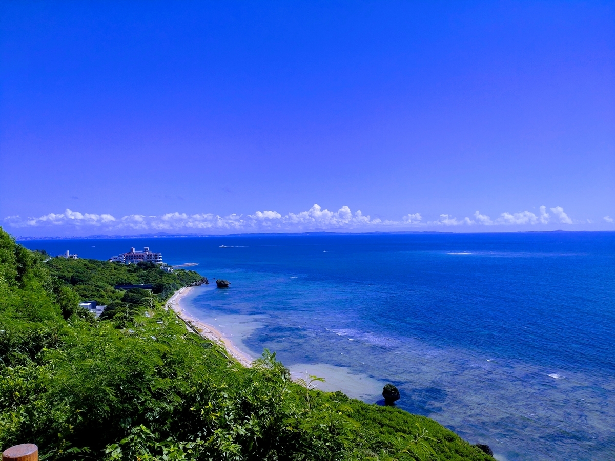 戦争遺構だけじゃない 絶景スポットが多い 沖縄本島南部のおすすめスポット 旅ログ グルメ情報 おでかけ情報