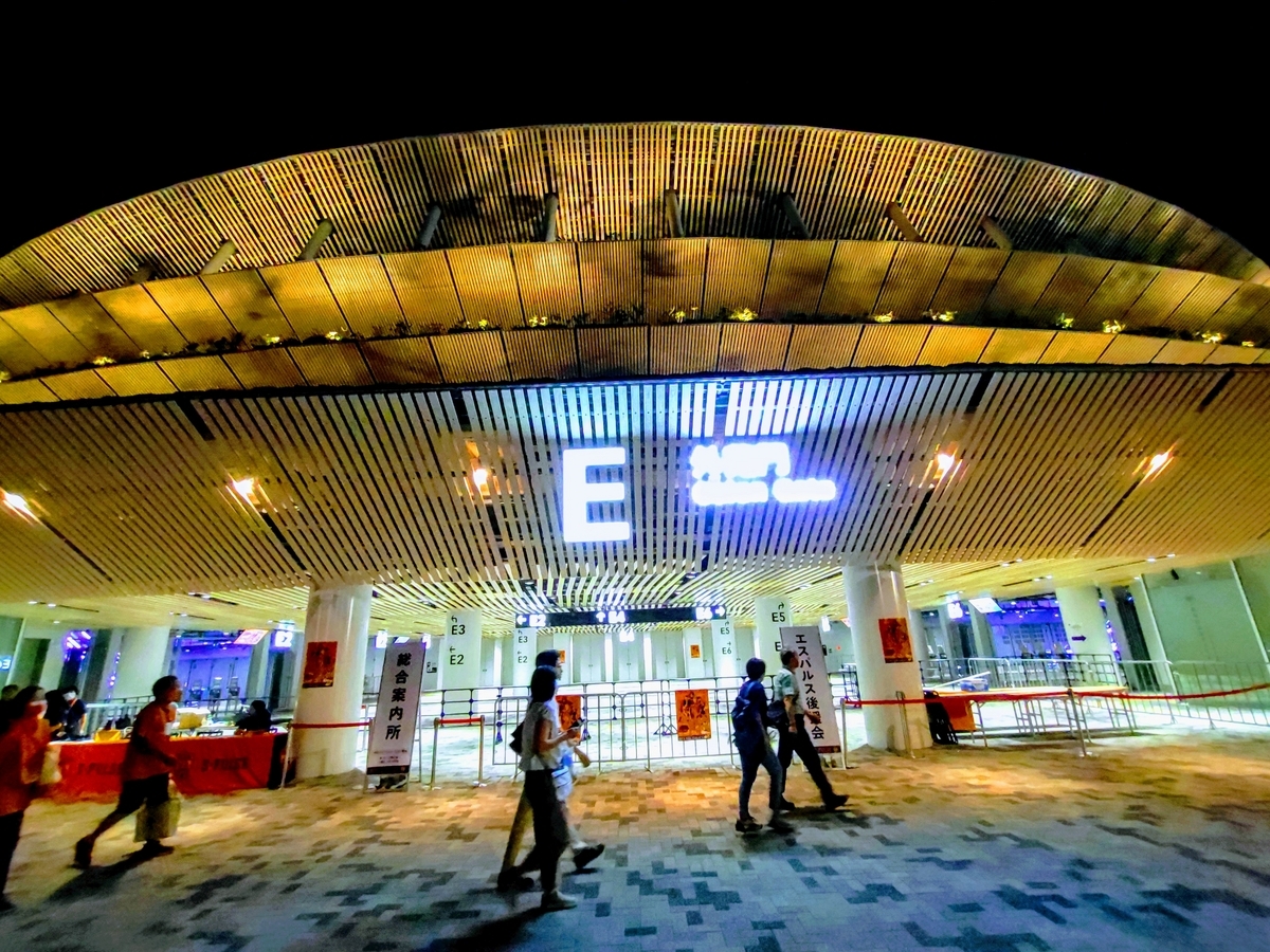 国立競技場　ナイター