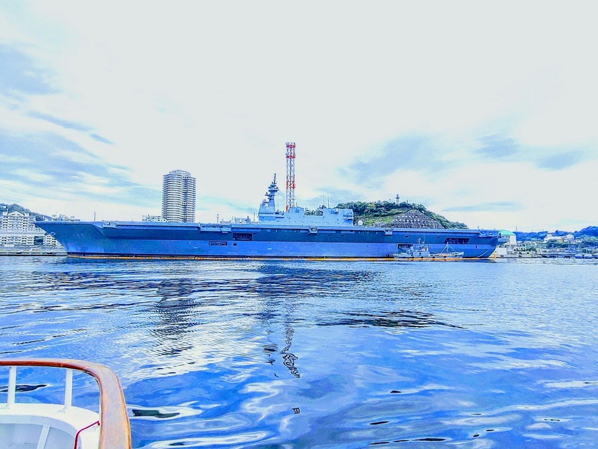 横須賀軍港めぐり遊覧船