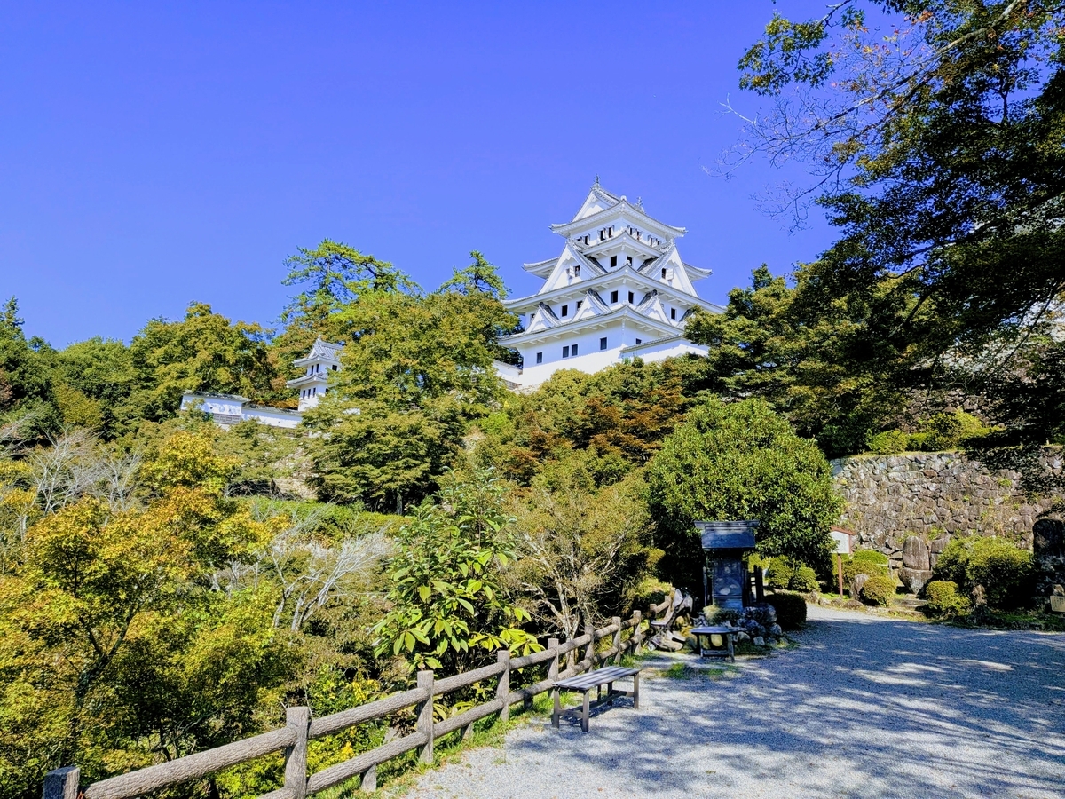 城下町プラザから郡上八幡城までのアクセス