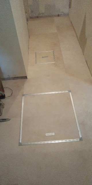 600角タイル 渚さんは床職人