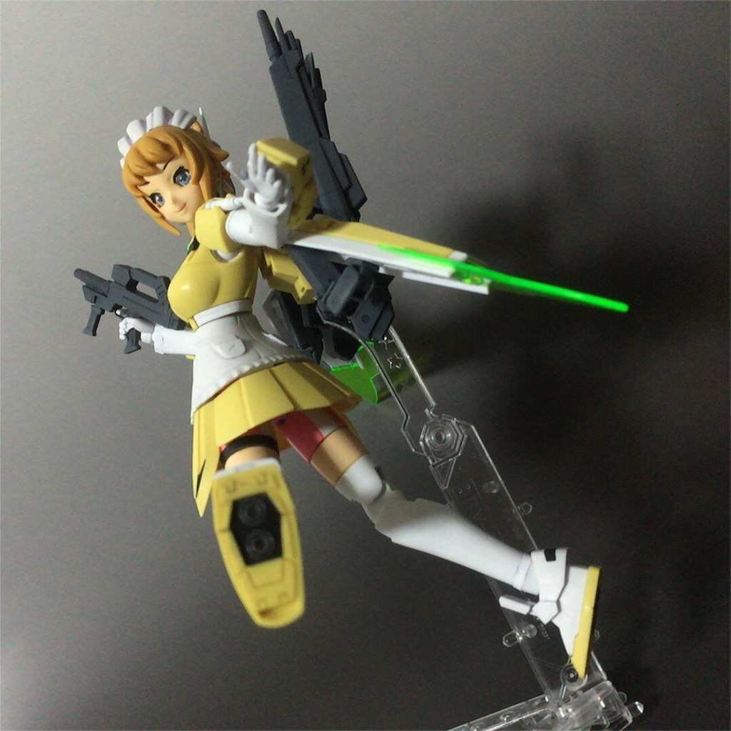 f:id:apyapon:20151109232132j:image 1/144 HGBF すーぱーふみな レビュー (素組/部分塗装)