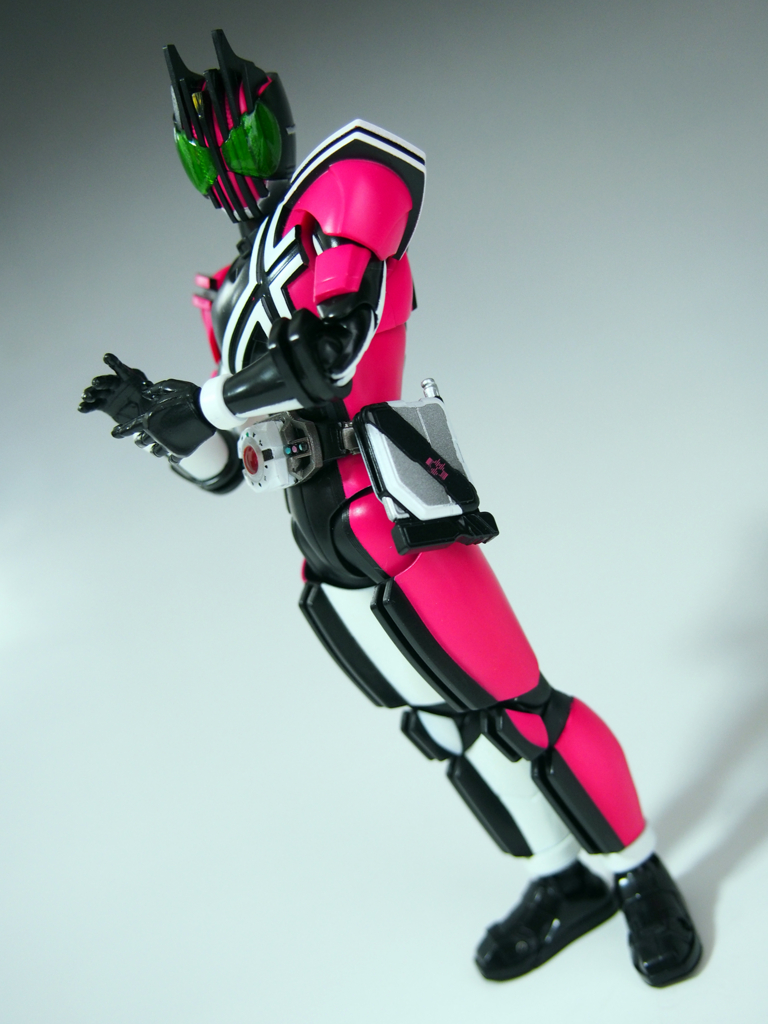 S H フィギュアーツ 真骨彫 仮面ライダーディケイド レビュー Apyapon Com S H フィギュアーツ 真骨彫 仮面ライダーディケイド レビュー Apyapon Com