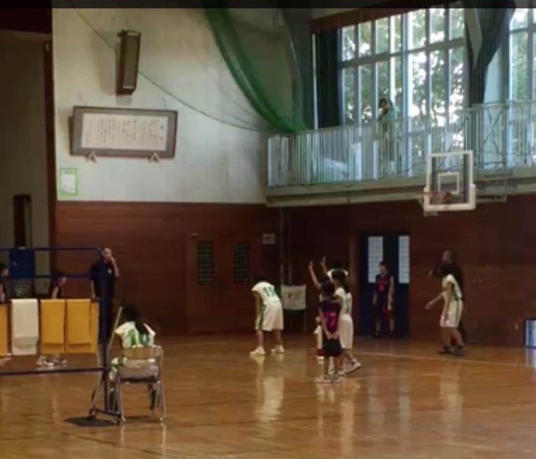 ミニバス練習試合の風景