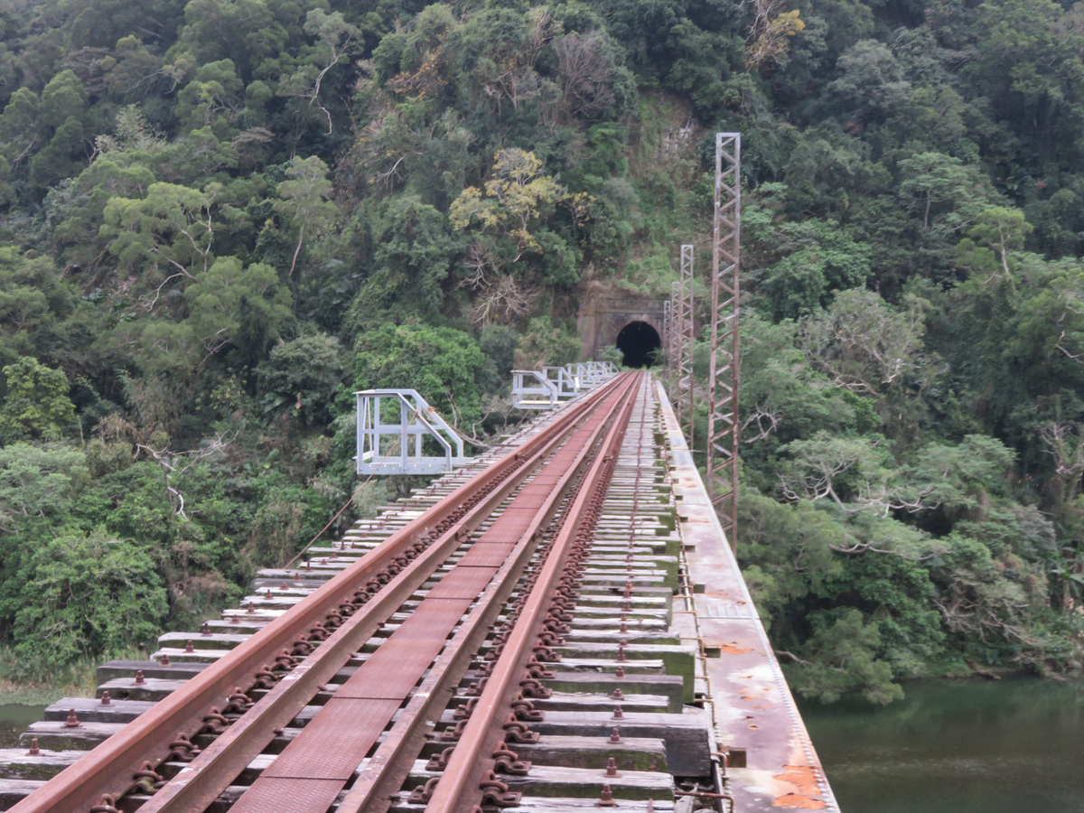 f:id:aqua_161:20200418050141j:plain f:id:aqua_161:20200418050141j:plain