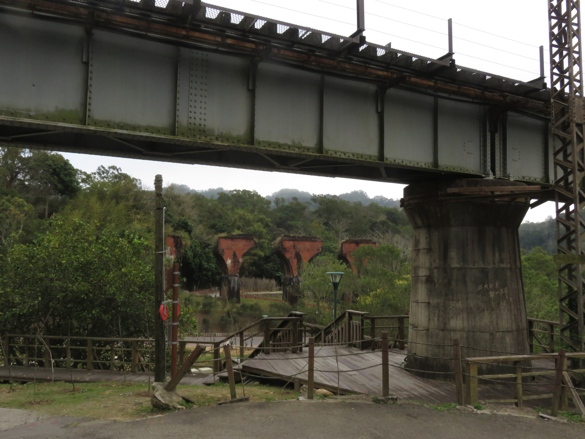 f:id:aqua_161:20200418050717j:plain f:id:aqua_161:20200418050717j:plain