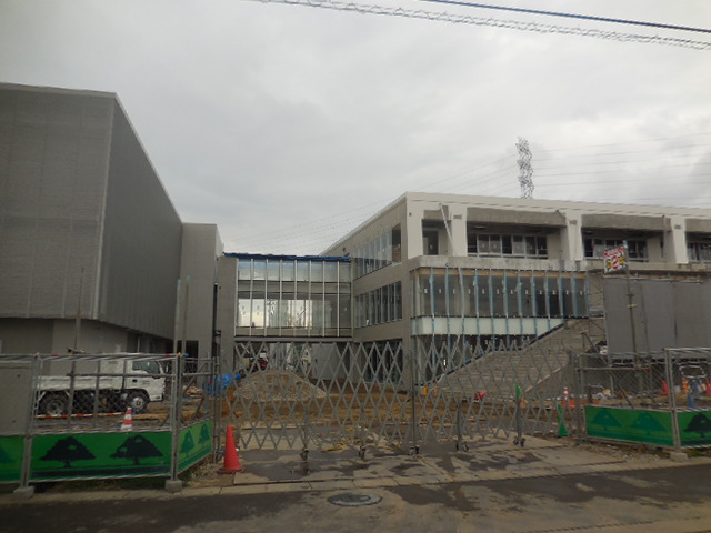 さいたま市立美園南中学校 さいたま市立美園南中学校 浦和美園