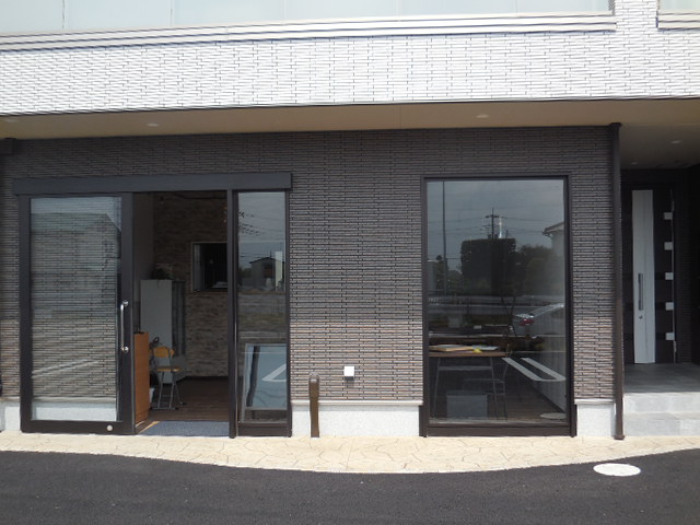 Cafe&bar waRAku Cafe&bar waRAku 浦和美園