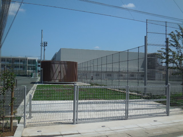 さいたま市立美園南中学校 さいたま市立美園南中学校 浦和美園