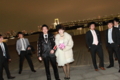 [091128日航東京結婚式後][パーティー途中でお台][夜景の集合写真]