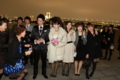 [091128日航東京結婚式後][パーティー途中でお台][夜景の集合写真]