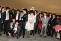 [091128日航東京結婚式後][パーティー途中でお台][夜景の集合写真]