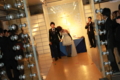 [091128日航東京結婚式後][パーティー途中でお台][夜景の集合写真]
