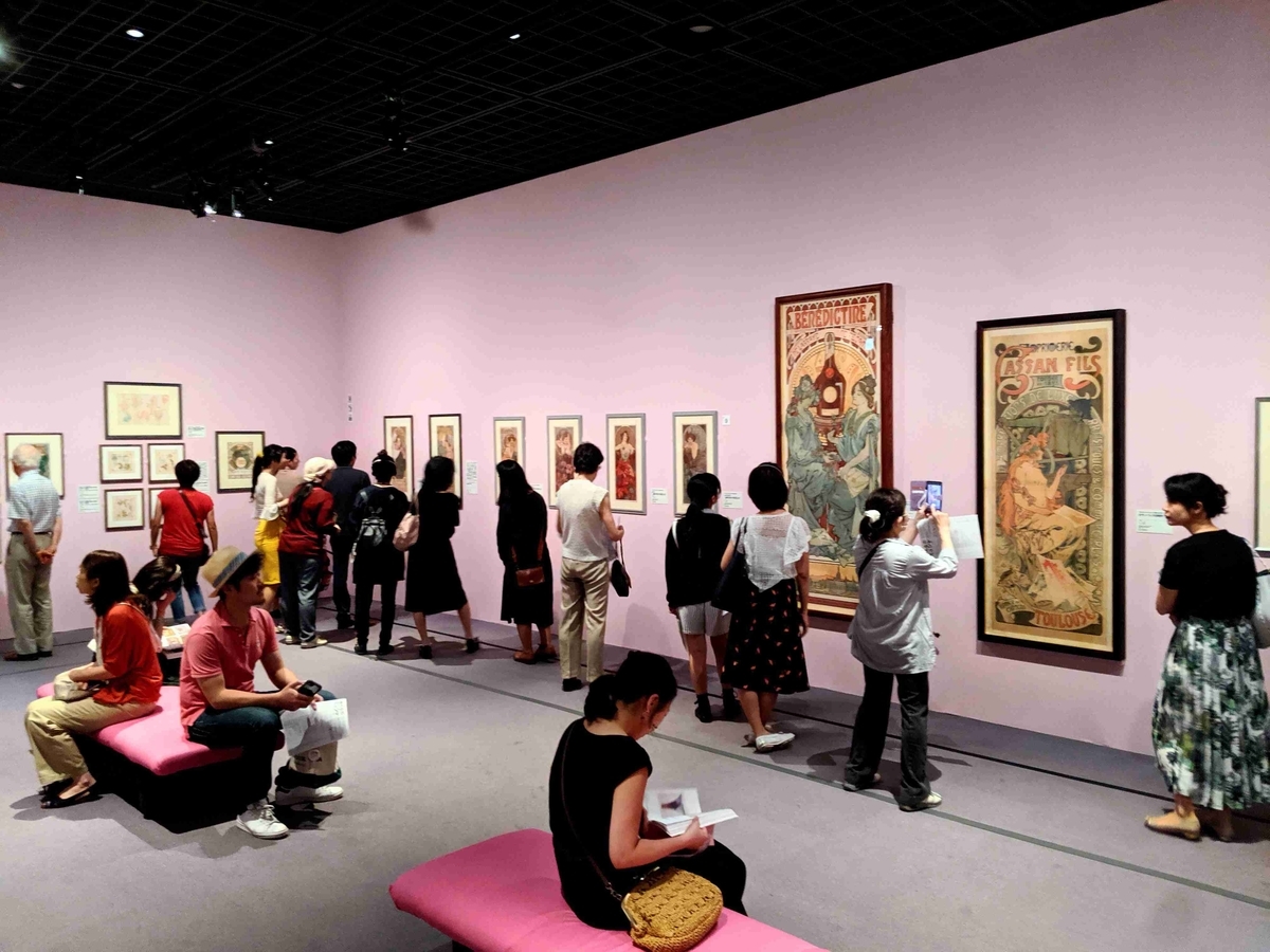 ミュシャ展にて