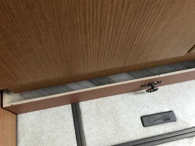 100均diy 靴箱下の隙間を収納スペースに 引き出しを作ってみた だんち