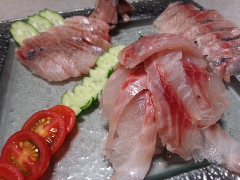 伊王島産イサキとタカベの刺身合わせ盛り グレ師ひろの軌跡 伊王島産イサキとタカベの刺身合わせ盛り グレ師ひろの軌跡