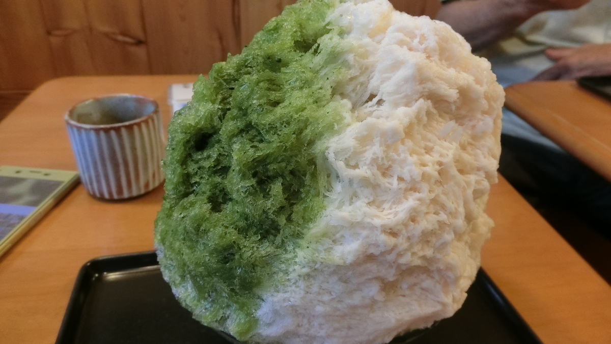 おすすめのかき氷 イチゴの 食べる かき氷 他 露天風呂付き客室のある温泉宿に泊まる旅