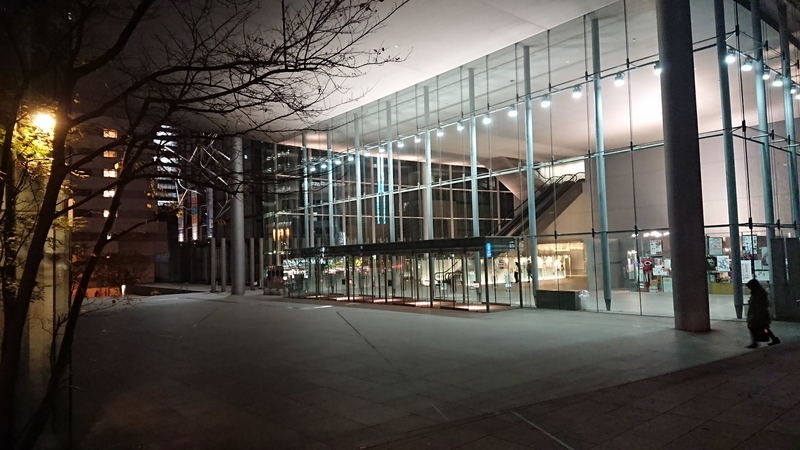 御茶ノ水夜の散歩 明治大学 駿河台キャンパス 嵐 ゴルフ ミステリーの日々2 御茶ノ水夜の散歩 明治大学 駿河台キャンパス 嵐 ゴルフ ミステリーの日々2