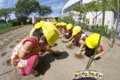 ダイコン種まき（秋田県秋田市の楽しい幼稚園　新屋幼稚園）食育