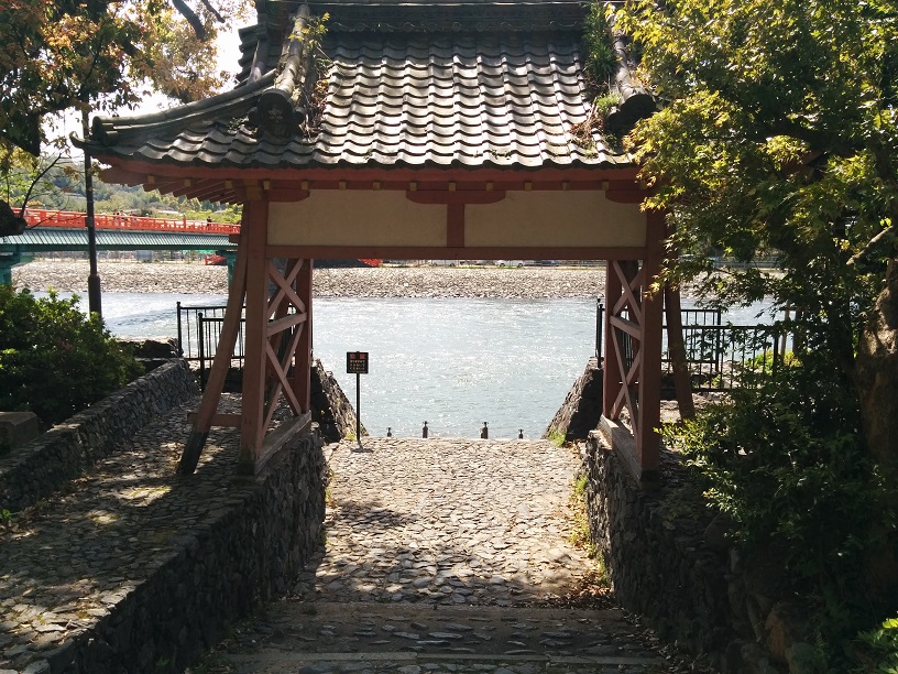 f:id:arazarukyouto:20180413165628j:plain f:id:arazarukyouto:20180413165628j:plain