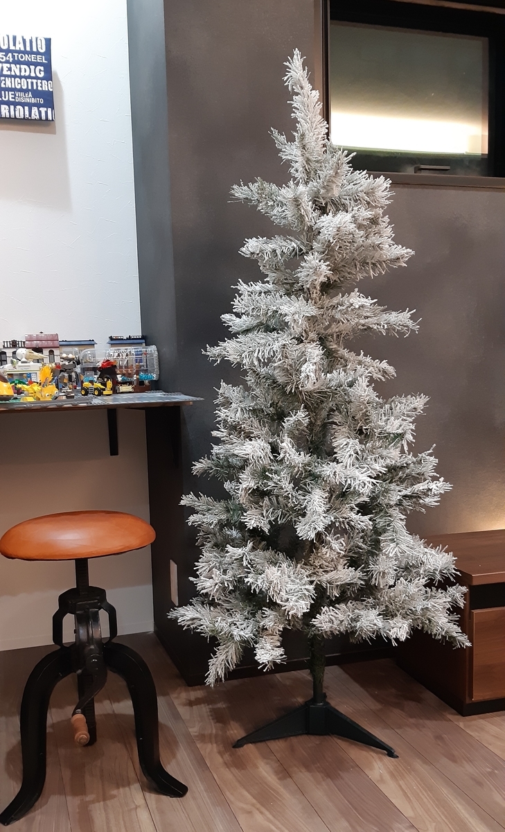 クリスマスリース作りとニトリのクリスマスツリー Architecterの建物わっしょい