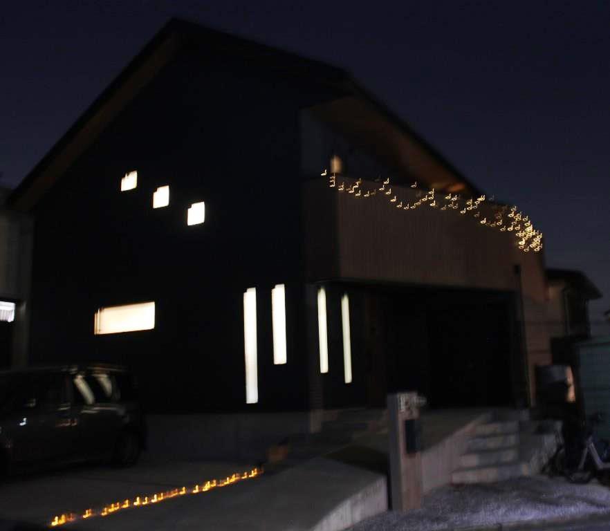 クリスマスイルミネーション ベランダ笠木への取り付け方法 Architecterの建物わっしょい クリスマスイルミネーション ベランダ笠木への取り付け方法 Architecterの建物わっしょい