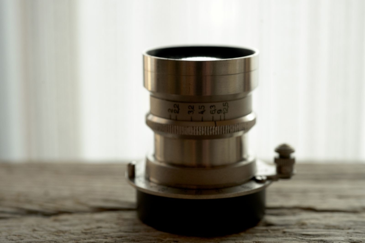 Leica Summar 5cm f/1.2 レンズ