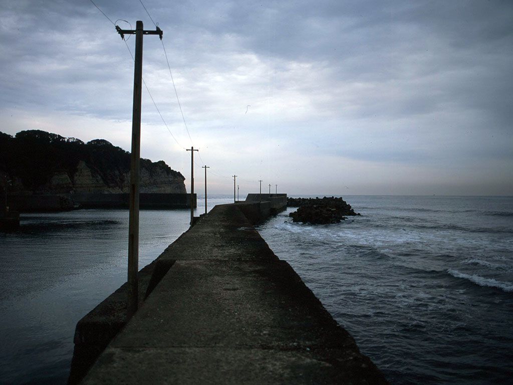 PENTAX645とsmc PENTAX-A 645 45mm f2.8にリバーサルフィルムで港を