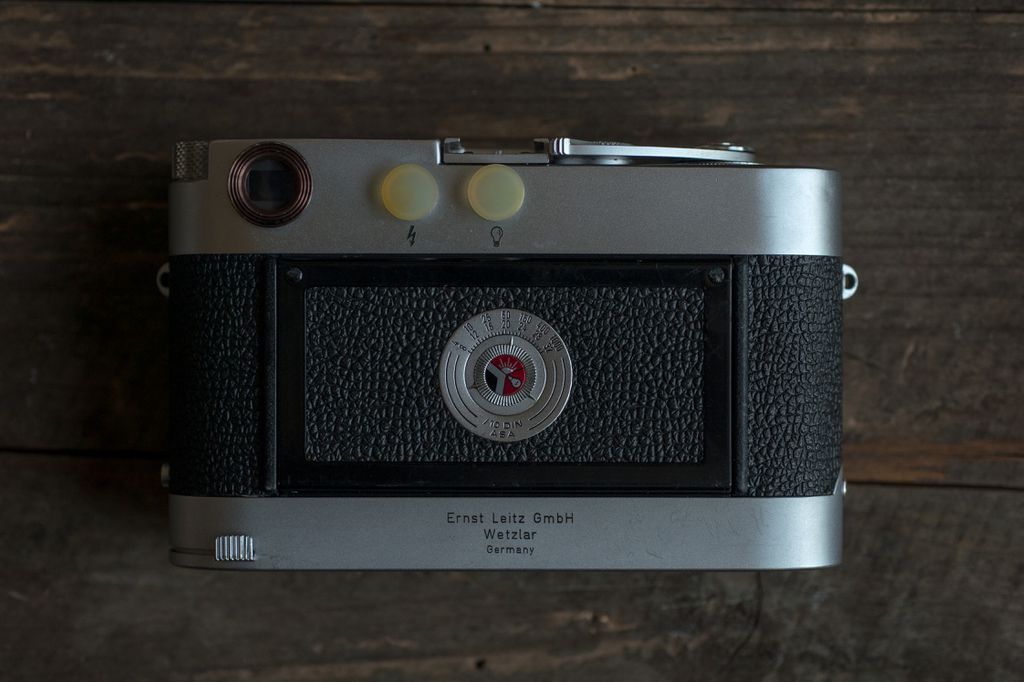 Leica M2とLeicavit MP -