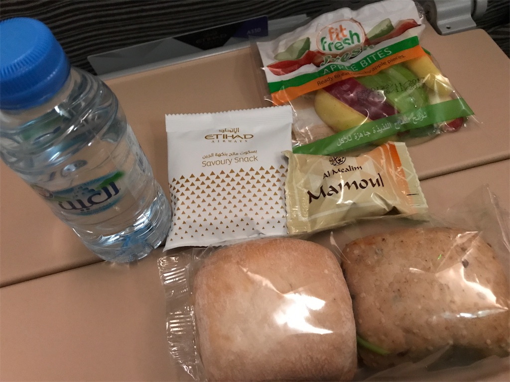 f:id:arikiri:20171210071043j:plain f:id:arikiri:20171210071043j:plain