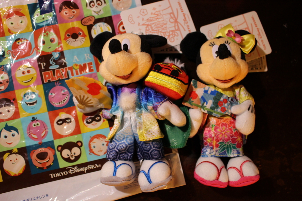 ミッキー&ミニーぬいぐるみバッチ2018お正月 ミッキー&ミニーぬいぐるみバッチ2018お正月