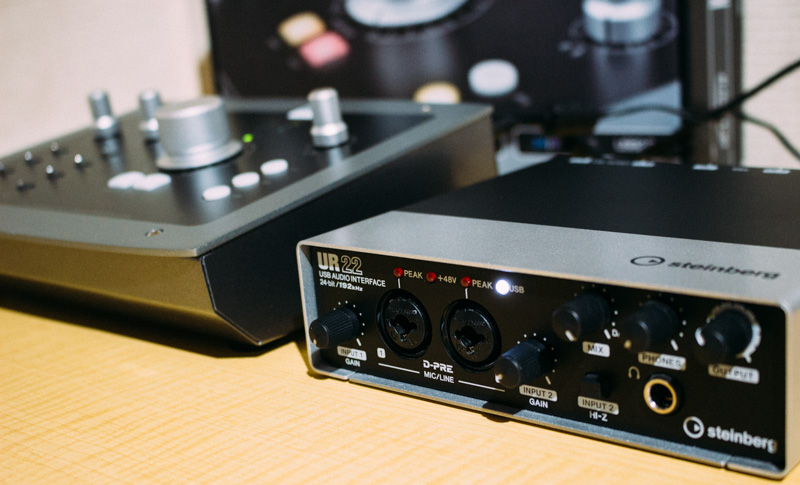 Audient iD22 windows11対応 オーディオインターフェイス Amazon.co.jp