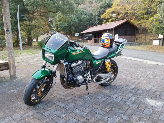 写真、説明追加しました。多分ZRX1100 フロントフォーク