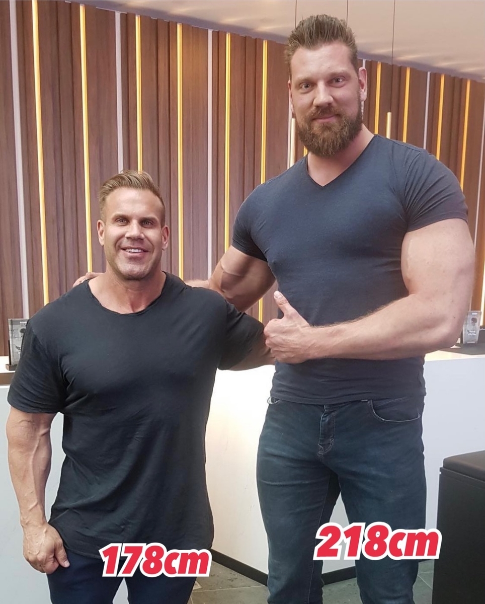 身長218cm Olivier Richters オリバーリチャーズ と有名人を身長比較 りょうの未来ブログ