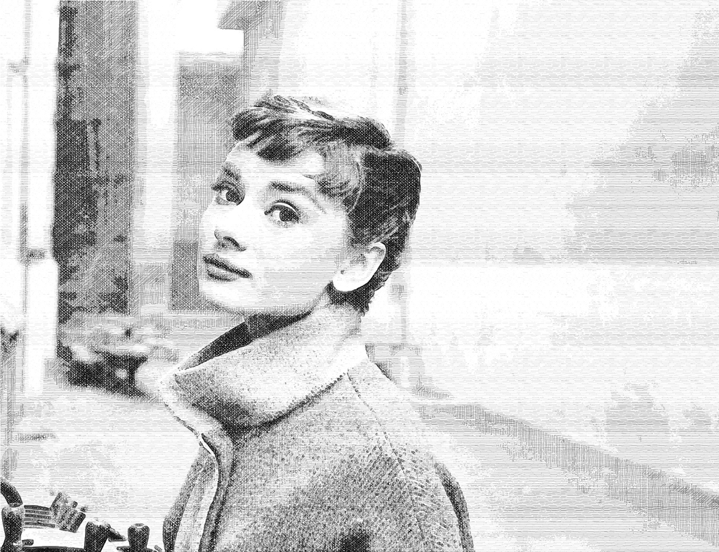 モノクロ人物写真（オードリーヘプバーン）を「FotoSketcher」で
