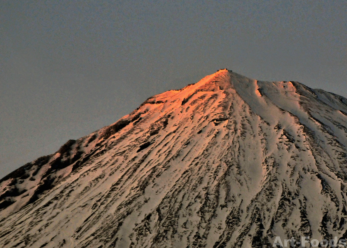 MtFuji_200318_1800