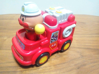 4日消防車.jpg