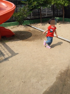 2日園庭.jpg