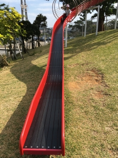 すべり台