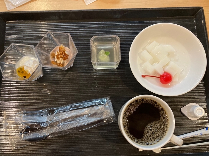 コーヒーとデザート
