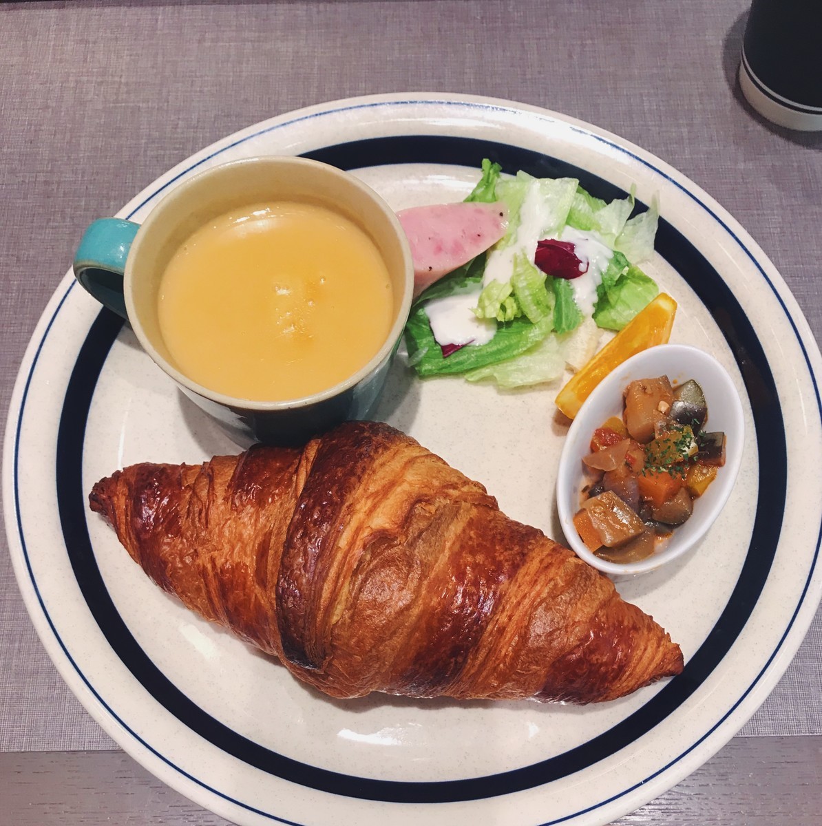 f:id:asacafe:20191208014517j:plain f:id:asacafe:20191208014517j:plain