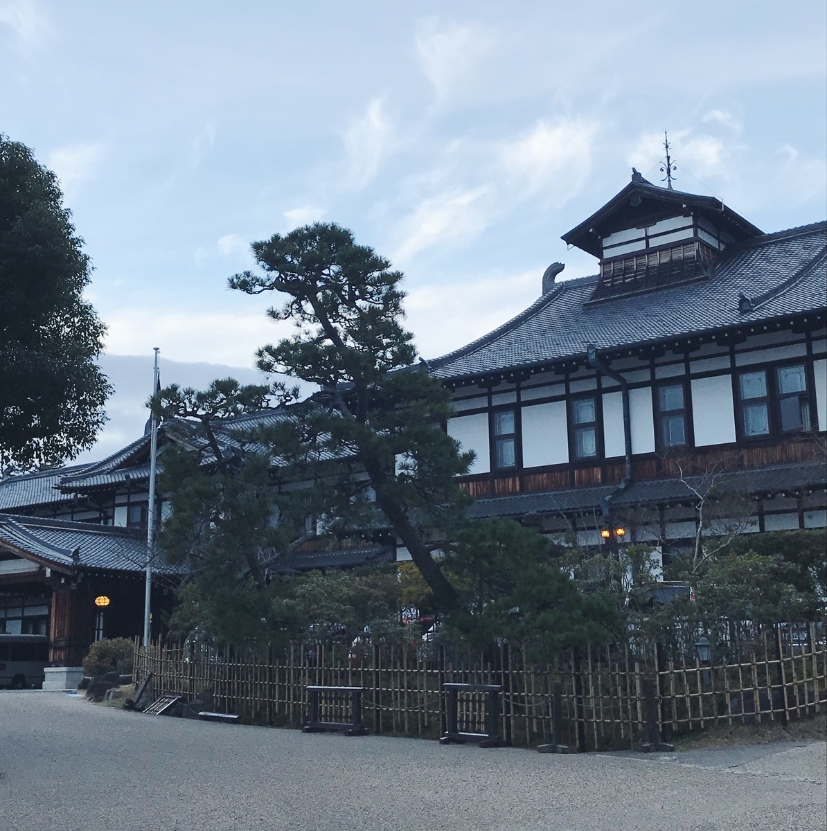 f:id:asacafe:20191221120453j:plain f:id:asacafe:20191221120453j:plain