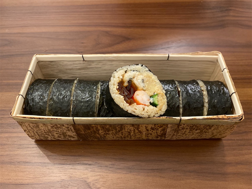 広尾 鮨 在 ざい お土産の定番 特製 太巻き をテイクアウトしておうち時間 レストランを愛してやまない美食ソムリエasaco の美食録