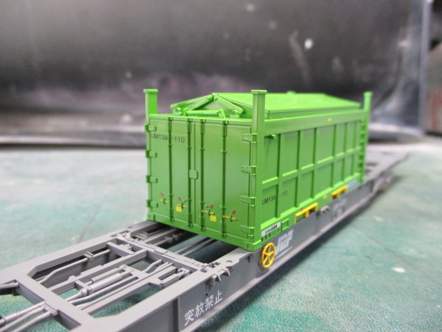 HOゲージ 緑色貨物車両 コンテナ付き HOゲージ 緑色貨物車両 コンテナ付き HOゲージ 緑色貨物車両 コンテナ