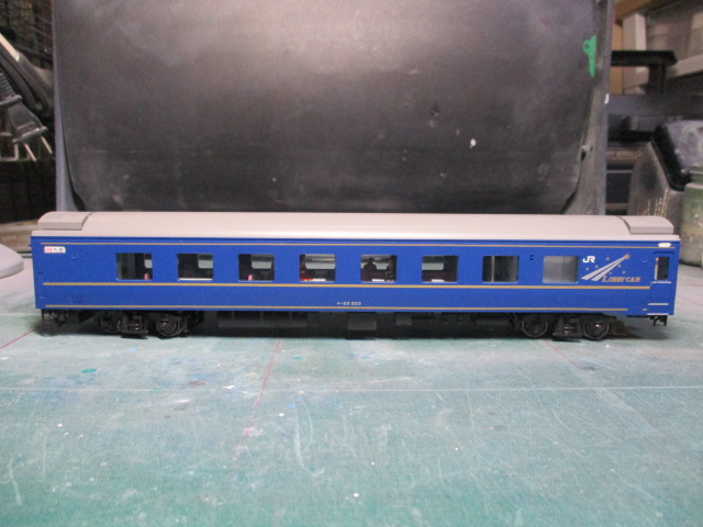 HO オハ25-500ロビーカーとカニ24-511 完成！ - 酒井塗装工房